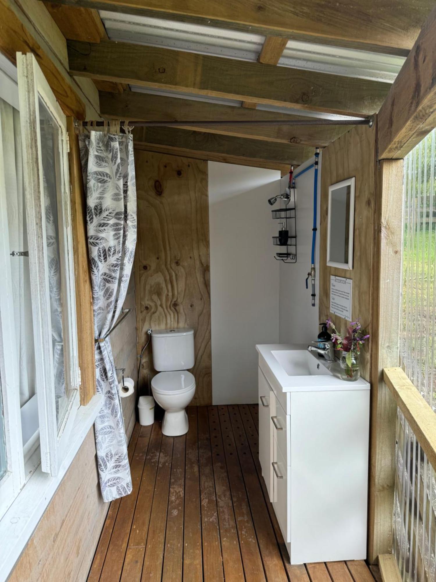 Private Cabin Close To The City Centre Whangarei Bagian luar foto